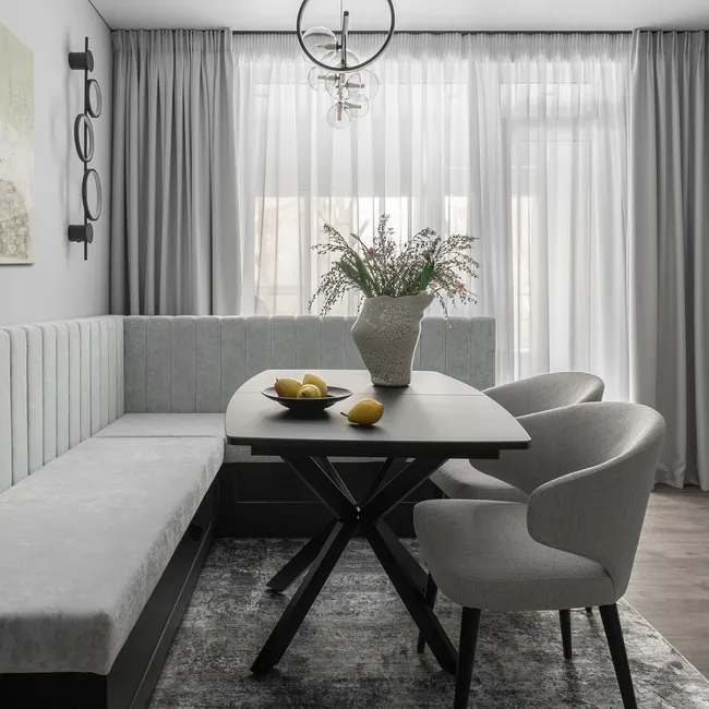 Как сочетать «скучный» серый с бежевым и коричневым? Показываем на примере дизайн-проекта