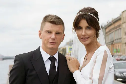 Аэрофлот отозвал иск к жене Андрея Аршавина Аэрофлот отозвал иск к жене Андрея Аршавина