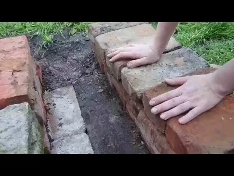 Нажми и смотри