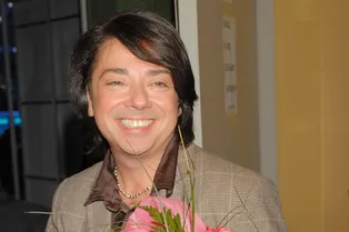 «Врачи дают позитивные прогнозы»: дочь Валентина Юдашкина о состоянии больного раком отца