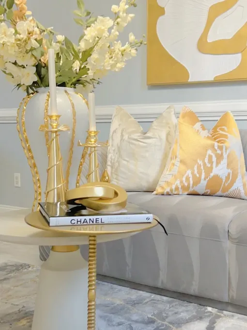 Золотые аксессуары в интерьере принесут в 2026 году успех и деньги, они усилят поток удачи от Огненной Лошади. Золотые аксессуары в интерьере принесут в 2026 году успех и деньги, они усилят поток удачи от Огненной Лошади.