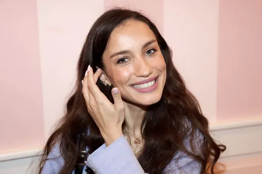 «Какая роскошная»: Виктория Дайнеко надела пиджак на голое тело «Какая роскошная»: Виктория Дайнеко надела пиджак на голое тело