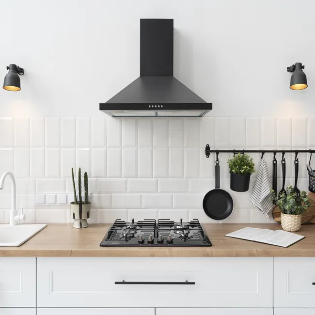 Уберите с кухни: 18 вещей, которые нельзя ставить у плиты