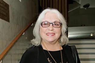 58-летняя дочь Лидии Федосеевой-Шукшиной простила мать и переехала в Египет 58-летняя дочь Лидии Федосеевой-Шукшиной простила мать и переехала в Египет