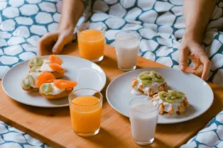 4 продукта, которые положительно влияют на крепкость ваших костей 4 продукта, которые положительно влияют на крепкость ваших костей