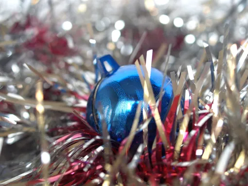 Эти 5 ёлочных украшений признаны безвкусными: почему дизайнеры советуют их избегать Эти 5 ёлочных украшений признаны безвкусными: почему дизайнеры советуют их избегать