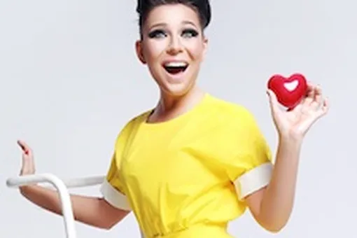 Певица Ёлка выпускает новый альбом Певица Ёлка выпускает новый альбом