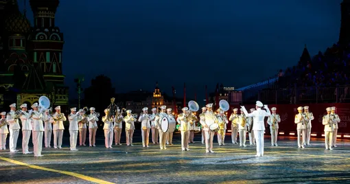 В районе Красной площади ограничат движение в связи с проведением фестиваля «Спасская башня»