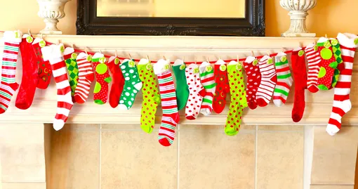 Гирлянда из старых носков Гирлянда из старых носков