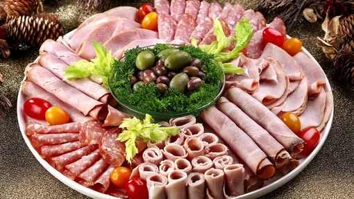 Холодные мясные нарезки Холодные мясные нарезки