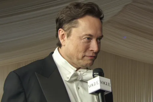 В Сеть попали фото тайного сына Илона Маска и певицы Граймс В Сеть попали фото тайного сына Илона Маска и певицы Граймс