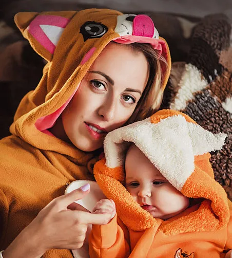 «Вот уже лет восемь я подбираю на улице котов и нахожу им дом», – Полина Майстрович, участница конкурса «Время женщин» на сайте novochag.ru, о своем необычном хобби. «Вот уже лет восемь я подбираю на улице котов и нахожу им дом», – Полина Майстрович, участница конкурса «Время женщин» на сай- те novochag.ru, о своем необычном хобби.