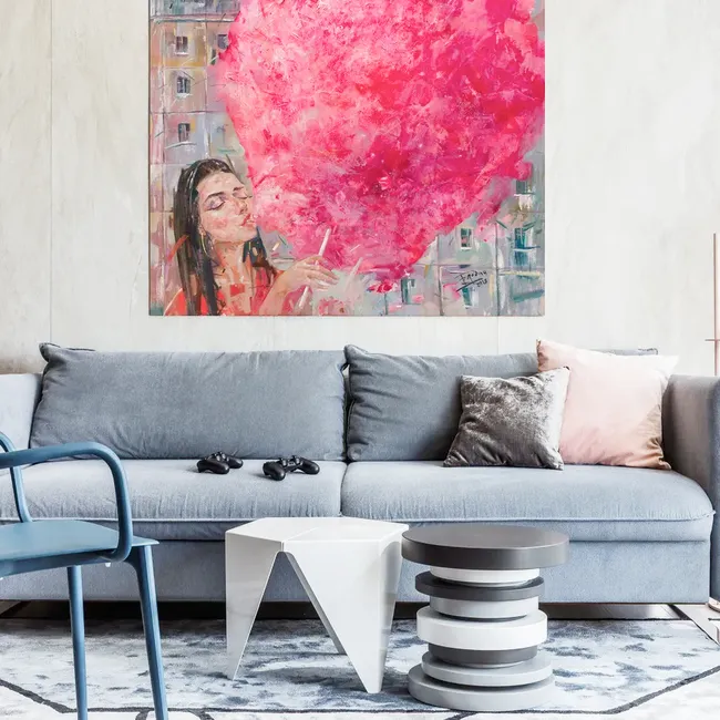 Как дизайнеры оформили интерьер квартиры для семьи, которая часто переезжает