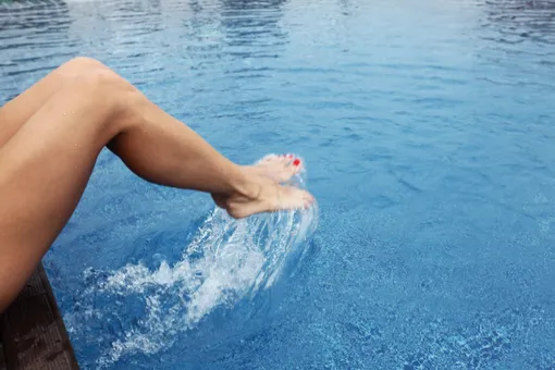 6 рецептов от усталости ног и отеков 6 рецептов от усталости ног и отеков