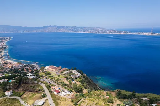 Сицилию накрыла «водяная бомба»: рушатся мосты, тонут автомобили и есть погибшие