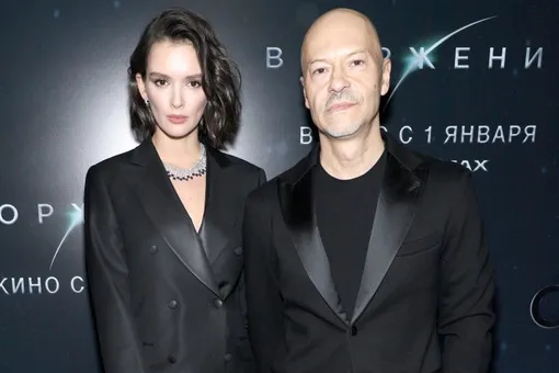 Виден Кремль: Федор Бондарчук и Паулина Андреева въехали в новую квартиру Виден Кремль: Федор Бондарчук и Паулина Андреева въехали в новую квартиру